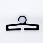 Ventosa Ø 30 mm, trasparente – con staffa in plastica nera, larghezza 70 mm