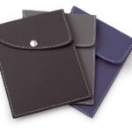 Busta portadocumenti moto cucita con patta obliqua